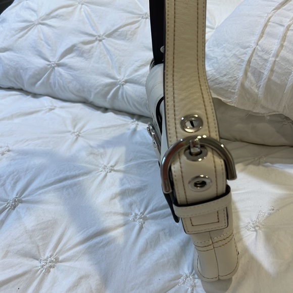 Coach bag - Picture 2 of 4